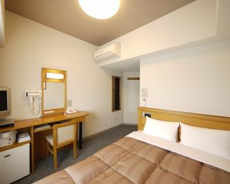 Hotel Route-Inn Shiojirikita Inter - Shiojiri - Bedroom