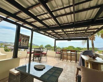 Rooftop Sunset Cove - Liberia - Balcony