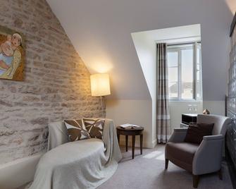 The Originals Boutique, Hotel De La Paix - Beaune - Living room