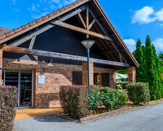 Comfort Hotel Evreux - Évreux - Κτίριο