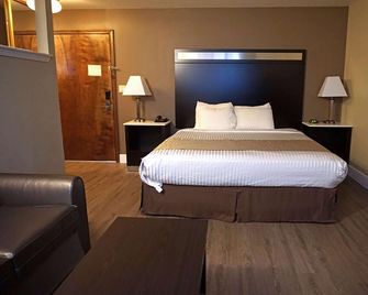 Travelodge by Wyndham Concord - Concord - Bedroom