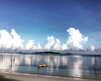 Luxurious Tented Cabin for a Fabulous Glamping Getaway on Belitung Island, Indonesia - Tanjung Pandan