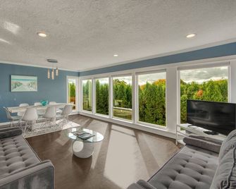 Riverview house close to PDX airport and downtown - Vancouver - Sala de estar