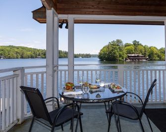 Sherwood Inn - Port Carling - Balcony