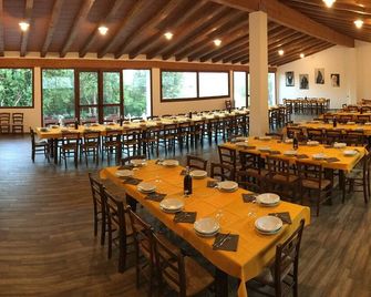 아그리투리스모 피페레다 - 이르골리 - 레스토랑