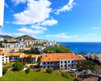 Sol & Mar Camara de Lobos - Câmara de Lobos - Edifício