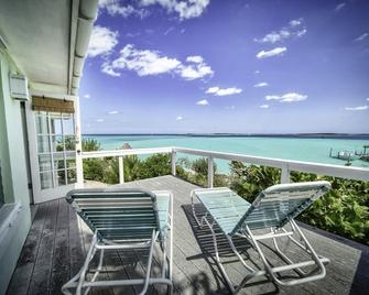Whistling Duck: Private Oceanfront Cottage - Clarence Town