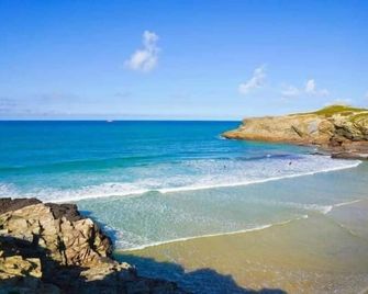 2 Bedrooms Sleeps 6 Fast Wifi Pet Friendly - Newquay - Plage