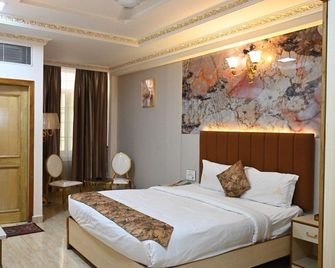 Hotel Galaxy Grand - Lucknow - Habitación