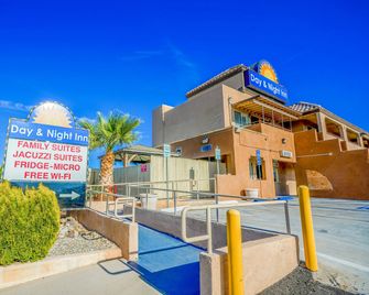 Day & Night Inn - Hesperia - Edificio