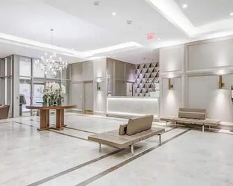 Yorkville Plaza Express Stay - Toronto - Reception
