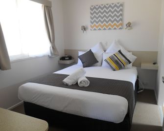 Sapphire Valley Caravan Park - Merimbula - Bedroom