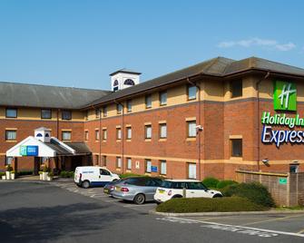Holiday Inn Express Exeter M5, Jct. 29 - Exeter - Building