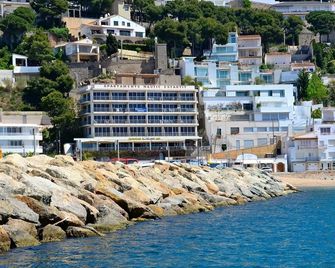 Nautic 3-2 - L'Estartit - Rakennus