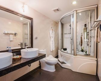 Hotel Nobility - Lima - Baño