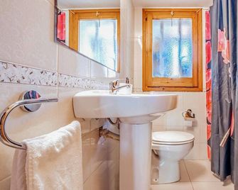 Beach Front Home In Platja D'aro With Wifi - Platja d'Aro - Bagno