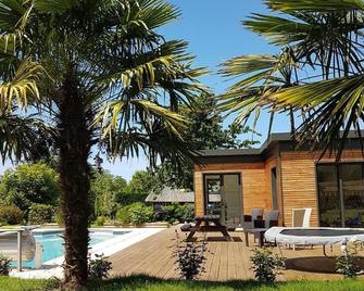La Griotte Chambre D'hotes - Honfleur - Piscina