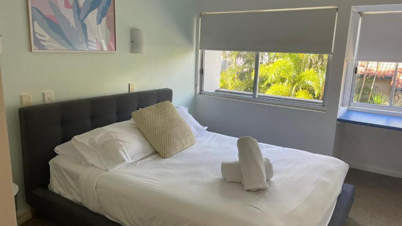 Noosa Parade Holiday Inn