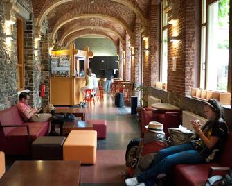 Hi Liège Hostel - Lieja - Sala de estar