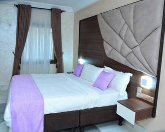 Top Rank Hotel Galaxy Asaba - Asaba - Habitación
