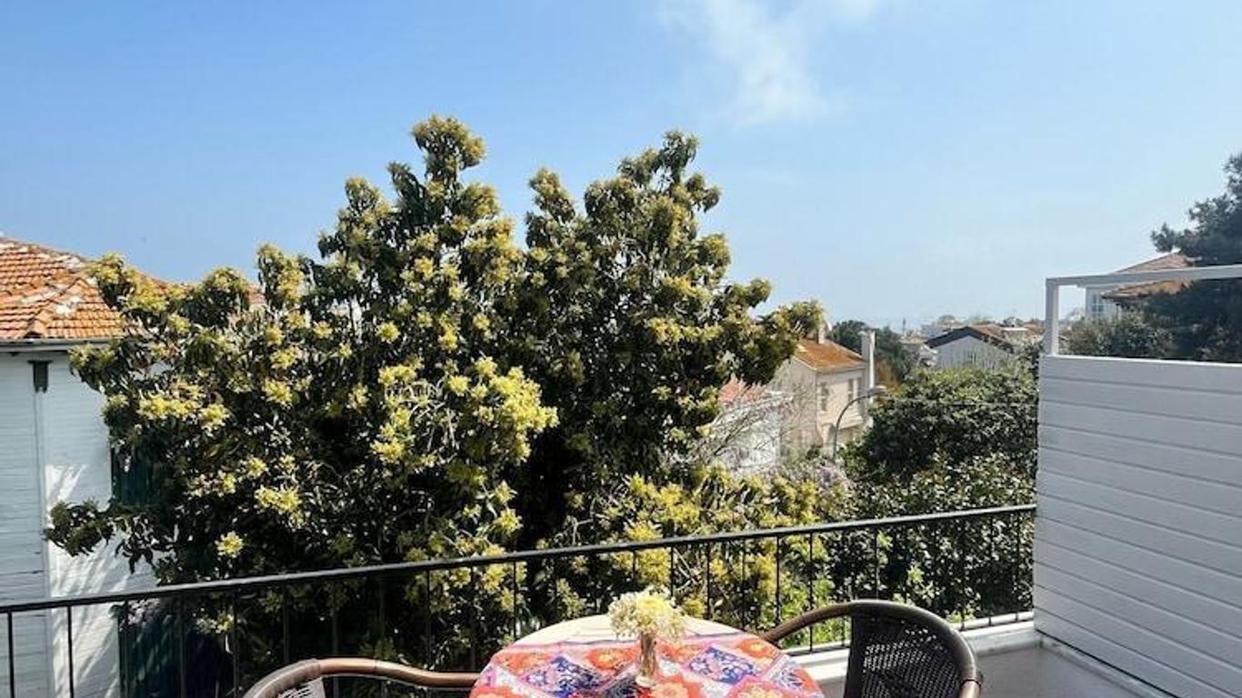 Ada Antik Otel