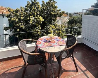 Ada Antik Otel - Istanbul - Balcony