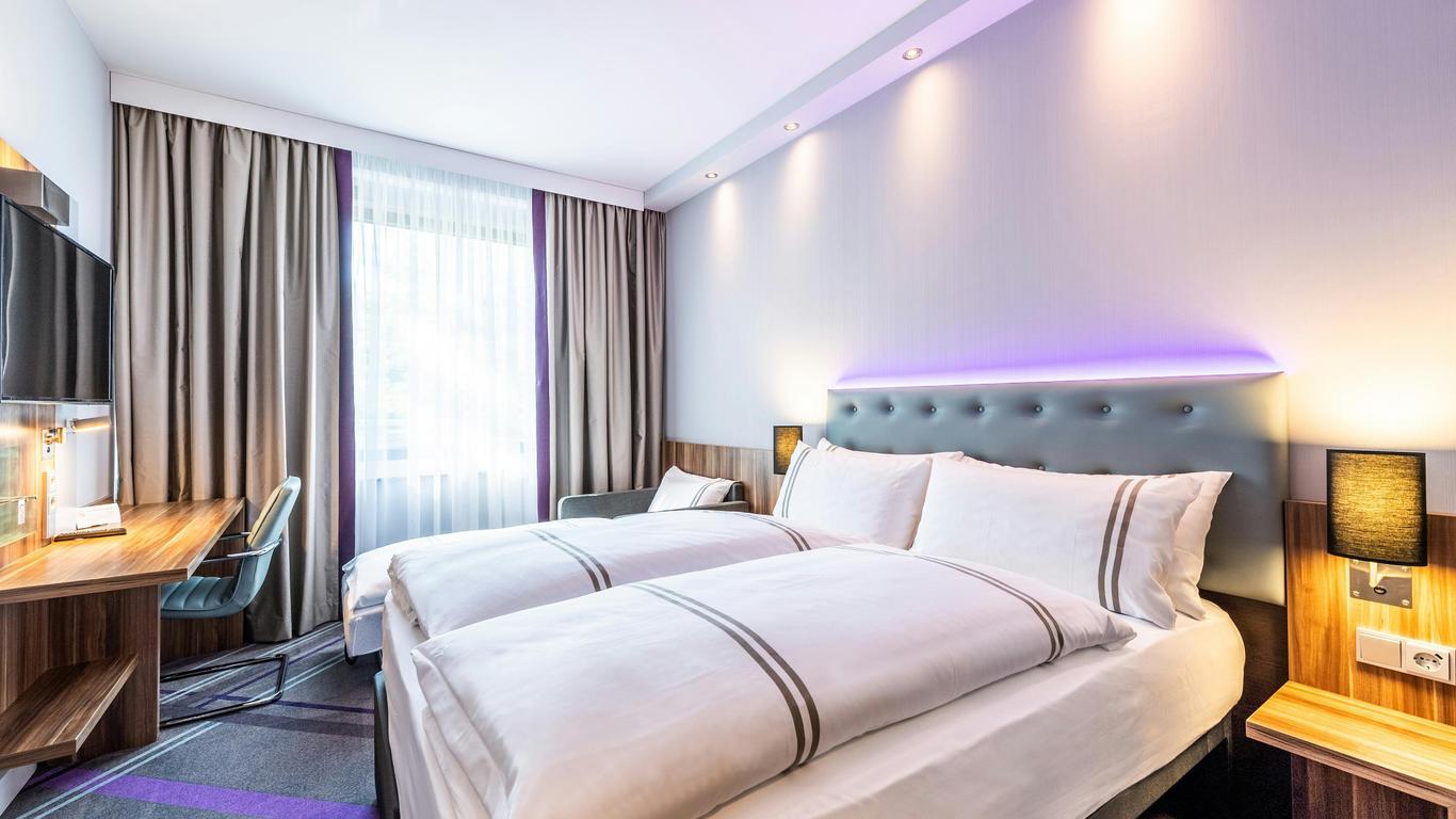 Premier Inn Essen City Limbecker Platz Hotel