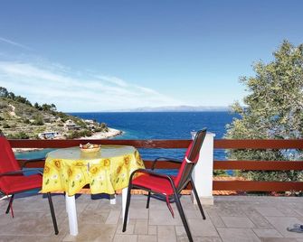 1 bedroom lovely apartment in Blato - Blato - Balkon