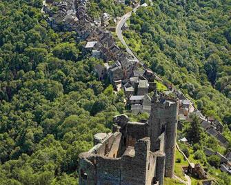 Aux Portes des Monts d'Aubrac - Еспальйон