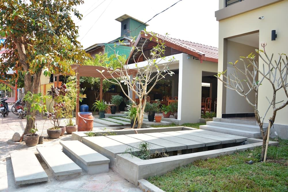 Neakru Guesthouse And Restaurant - Kampot - Udsigt