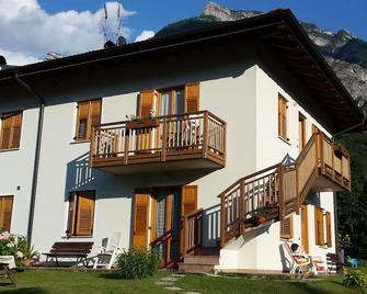 Apartment Villa Irma - Levico Terme - Building