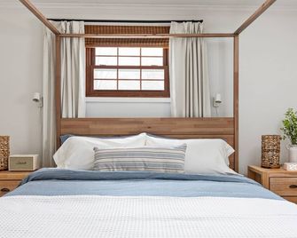 Pool Vibes Retreat | Heated Pool | Hot Tub Open - Stevensville - Habitación