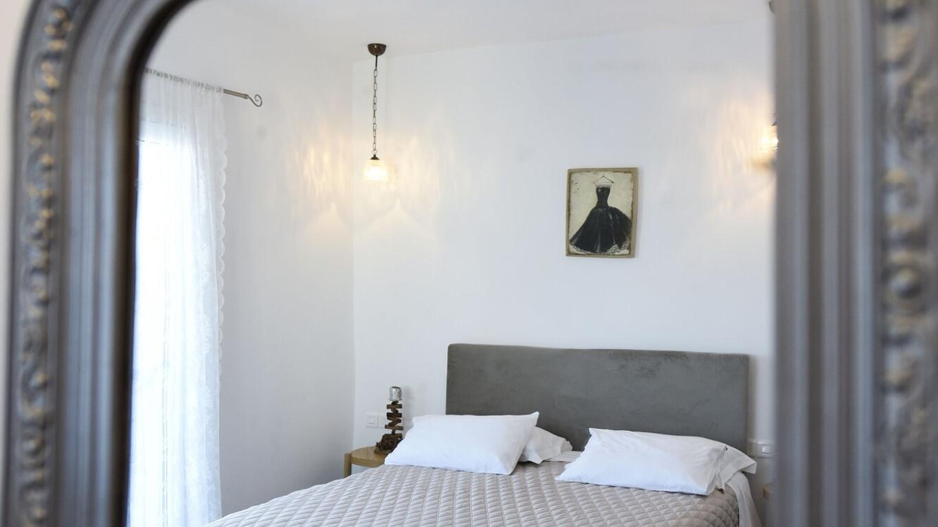 Tsakanos Home