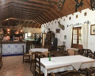 Cortijo Los Monteros - Benalup-Casas Viejas - Restaurant