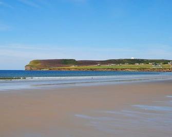 North Star Glamping - Lybster - Beach