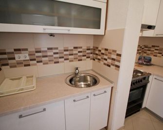 Apartman Antea - Trogir - Kitchen