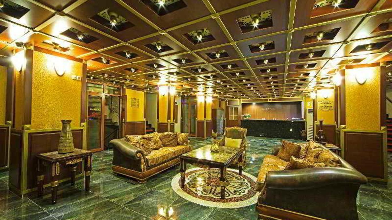 Asda Maris Hotel
