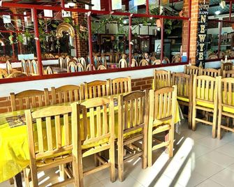 Hotel Las Palmas By Gestores - San Miguel Regla - Restaurant