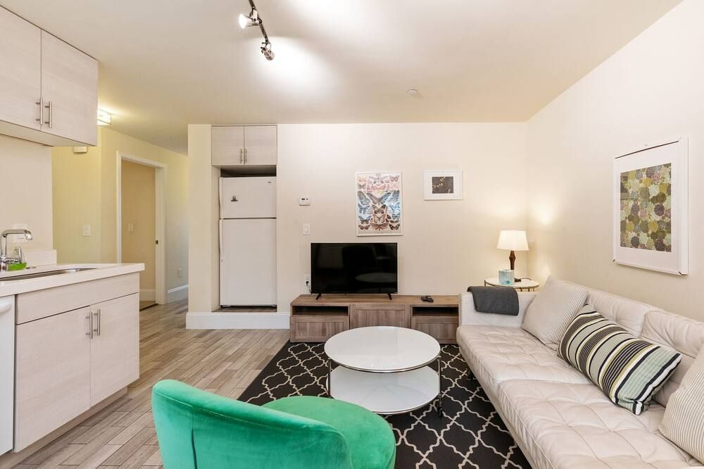 Charming Garden Unit In Beautiful Pacific Heights. Flat Walk To The City's Best - سان فرانسسكو - غرفة معيشة