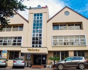 Presken Hotel And Resorts Mojidi - Lagos - Building