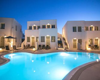 Kallos Imar Boutique Hotel - Mesaria - Pool