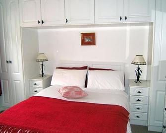 Ryebrook House - Killarney - Dormitor