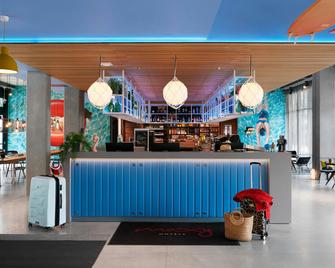 Moxy Sophia Antipolis - Biot - Бар