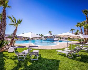Marelive - Cdshotels - Torre Dell'Orso - Piscina