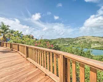 Island Apt with Panoramic Ensenada Honda View! - Culebra - Balcón