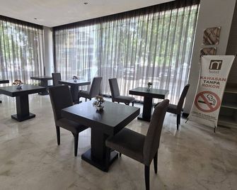 N3 Hotel Zainul Arifin - Jakarta - Restaurant