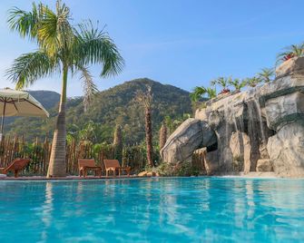 Mandala Beach Hotel - Ubatuba - Pool