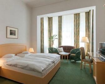 Hotel Villa Auguste Viktoria - Heringsdorf - Makuuhuone