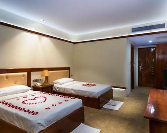 سو تين سان رويال بالاس هوتل - باغان - غرفة نوم