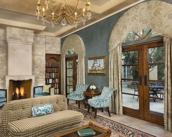 Ayres Hotel Manhattan Beach - Hawthorne - Living room